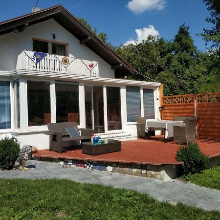 Wohlfuehloase - Zimmer, Appartment - Im Herzen Starnbergs מראה חיצוני תמונה