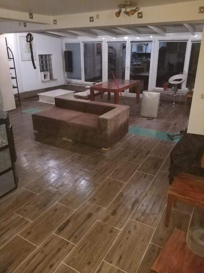 Wohlfuehloase - Zimmer, Appartment - Im Herzen Starnbergs מראה חיצוני תמונה
