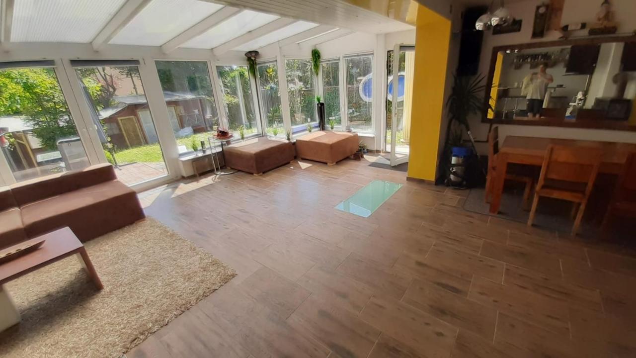Wohlfuehloase - Zimmer, Appartment - Im Herzen Starnbergs מראה חיצוני תמונה