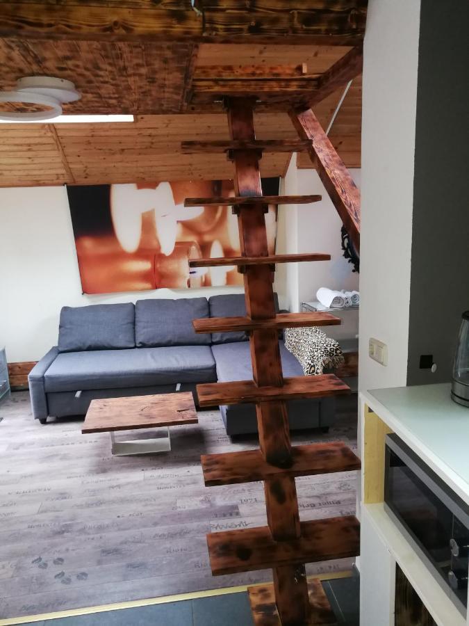 Wohlfuhloase - Zimmer, Appartment - Im Herzen Starnbergs חדר תמונה