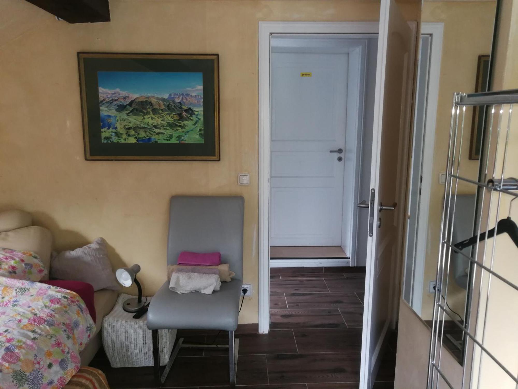 Wohlfuehloase - Zimmer, Appartment - Im Herzen Starnbergs חדר תמונה