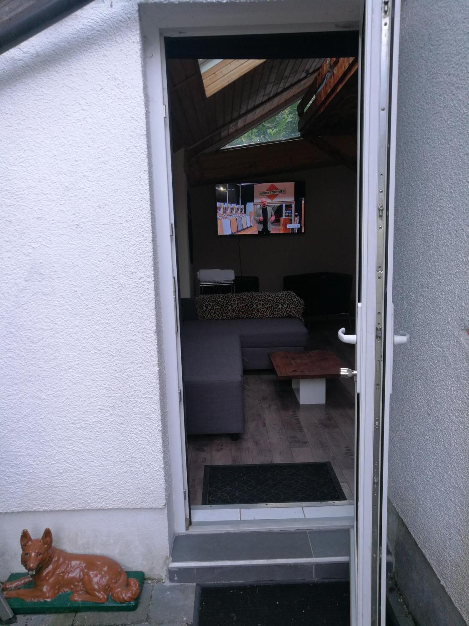 Wohlfuehloase - Zimmer, Appartment - Im Herzen Starnbergs חדר תמונה